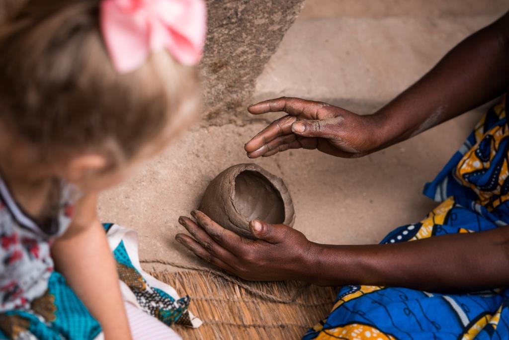 Traditional Pottery Experience - Image 3
