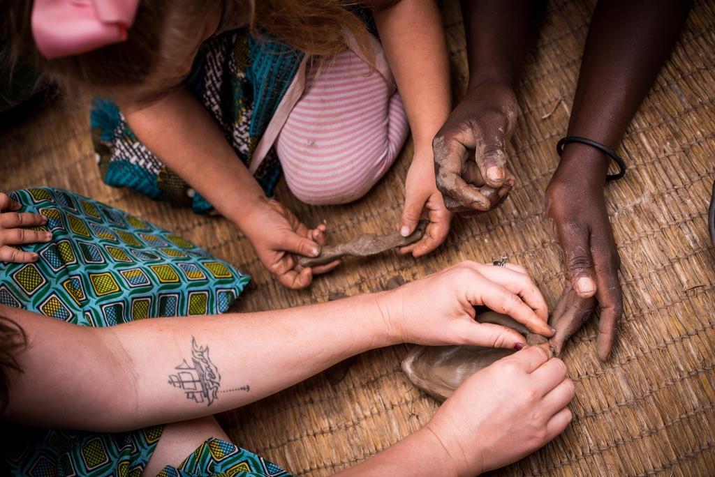 Traditional Pottery Experience - Image 4