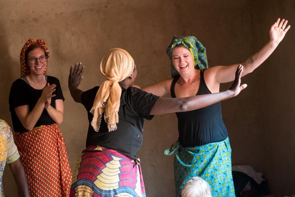 Traditional Pottery Experience - Image 10